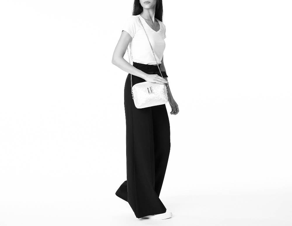 L.Pucci Carmen Plissé Elegance Black Comprane uno, ottenene uno gratis