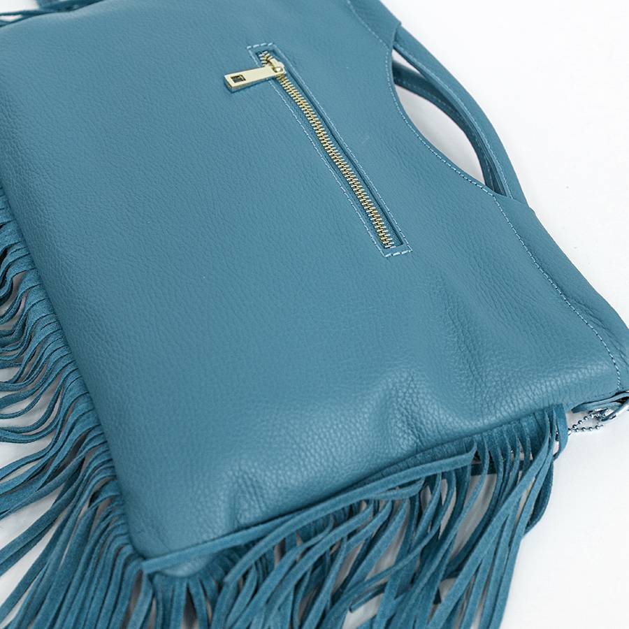 Laura Di Maggio ARIZONA – Borsa a mano in pelle con frange azzurra Acquista Ora