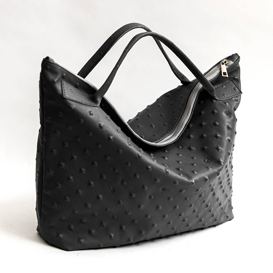 Laura Di Maggio BIKER – borsa in pelle soft stampa chiodo nero Soddisfazione Garantita