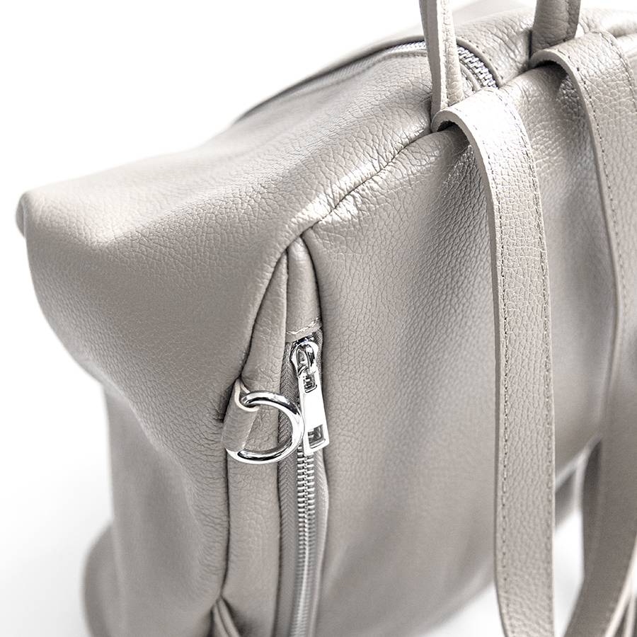 Laura Di Maggio FLIP – Zaino con zip in pelle panna Qualità