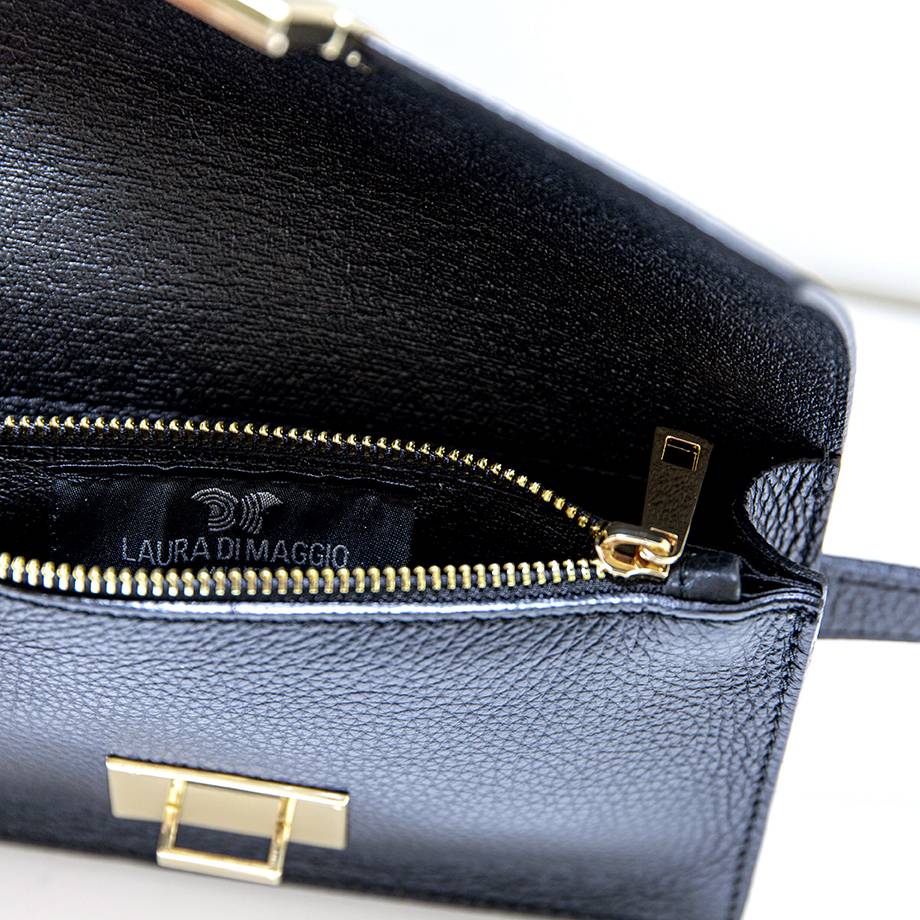 Laura Di Maggio CAROL – marsupio nero con chiusura oro Sconto