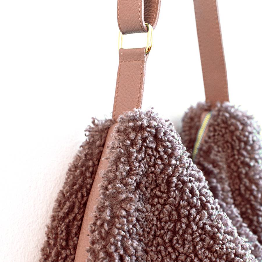Laura Di Maggio BOUCLE’ – sacca in pelle e pelliccia ecologica rosa Sconto di tempo limitato