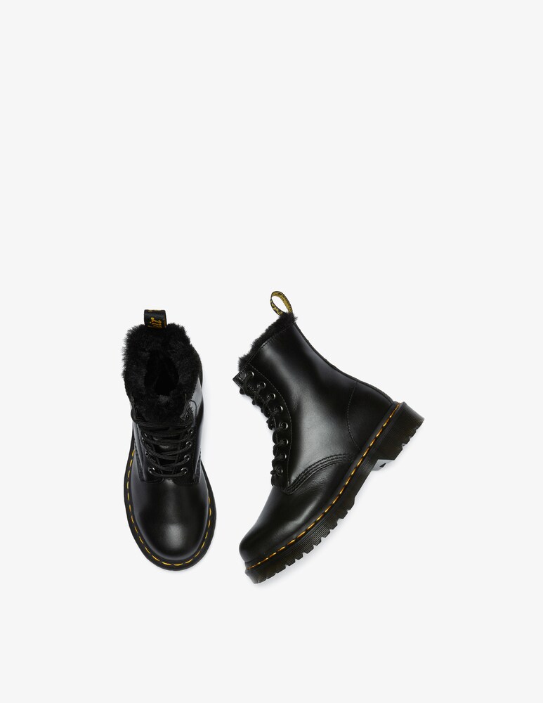 Dr. Martens Stivali 1460 serena con rivestimento in pelliccia sintetica Grande vendita