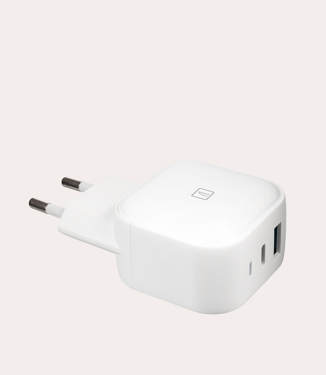 Tucano Doppio caricabatteria da parete USB-A/USB-C GaN da 38W Fino Al -60%