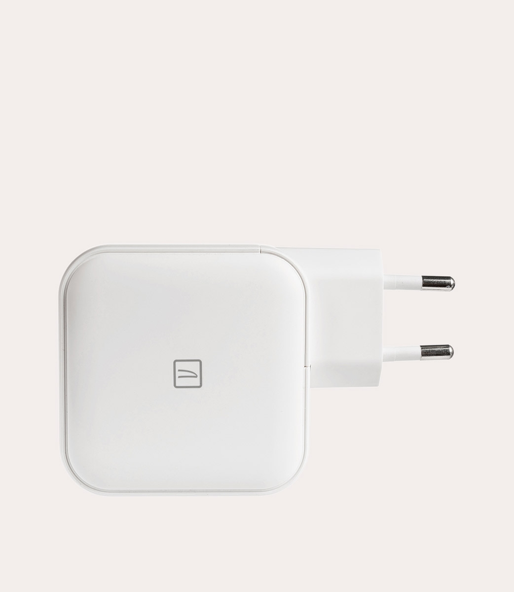 Tucano Caricabatteria multiplo da parete USB-A/USB-C GaN da 100W Affare Del Giorno