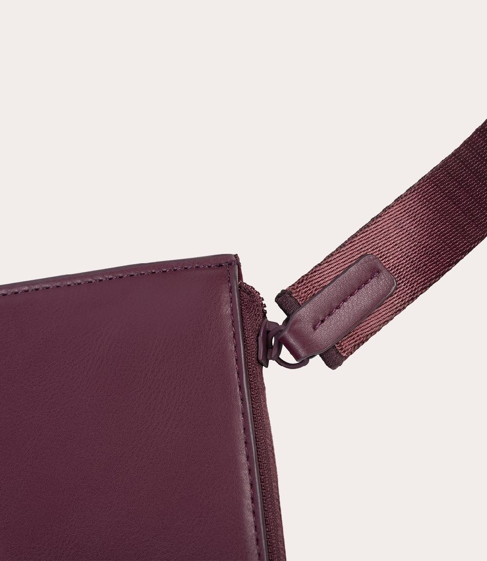 Tucano Custodia per documenti o MacBook fino a 13'' Consegna Veloce