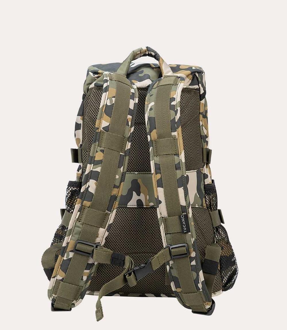 Tucano Zaino in tessuto realizzato con plastica riciclata Offerta speciale