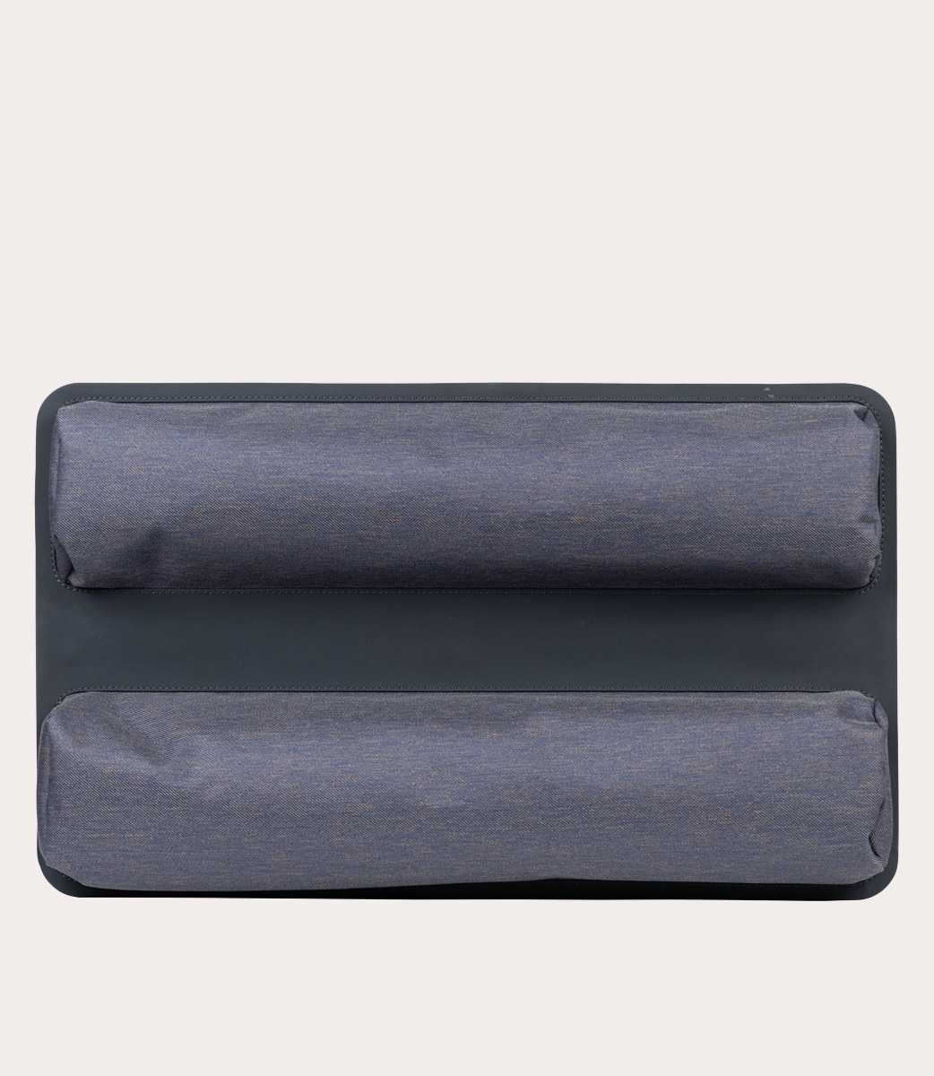 Tucano Cuscino per laptop con base antiscivolo misura large Offerta natalizia