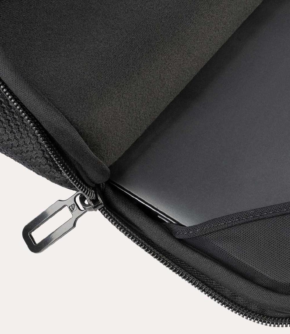 Tucano Second skin per laptop 13" e 14" Solo un giorno rimasto
