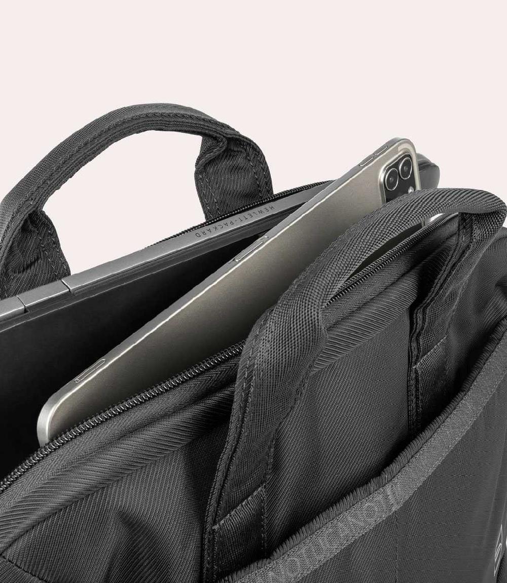 Tucano Borsa slim per laptop 13" e MacBook Pro 14" Lightning offer