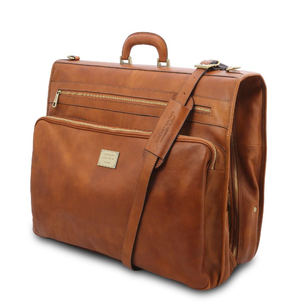 Tuscany Leather Porta Abiti in Pelle con Tascone Davanti Fino al 55% di sconto