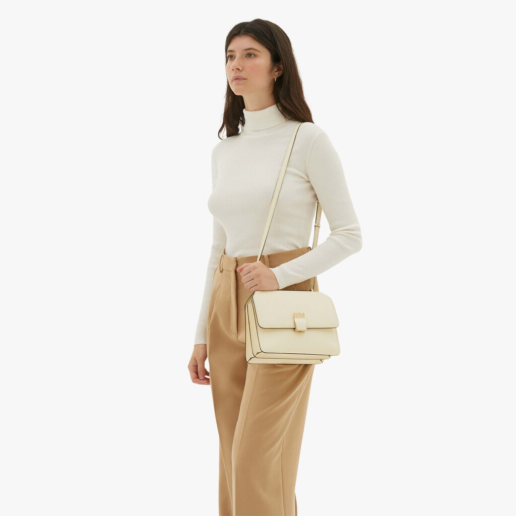 Valextra Borsa postina Media in Pelle Bianca | Valextra NoLo Shopping Online