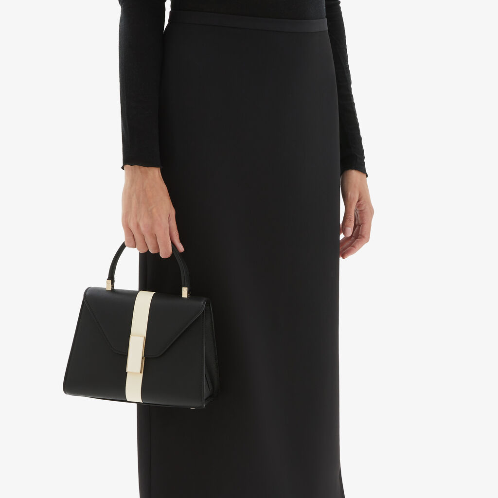 Valextra Borsetta a mano Donna Pelle intarsia Nera e Bianca | Valextra Iside Outlet
