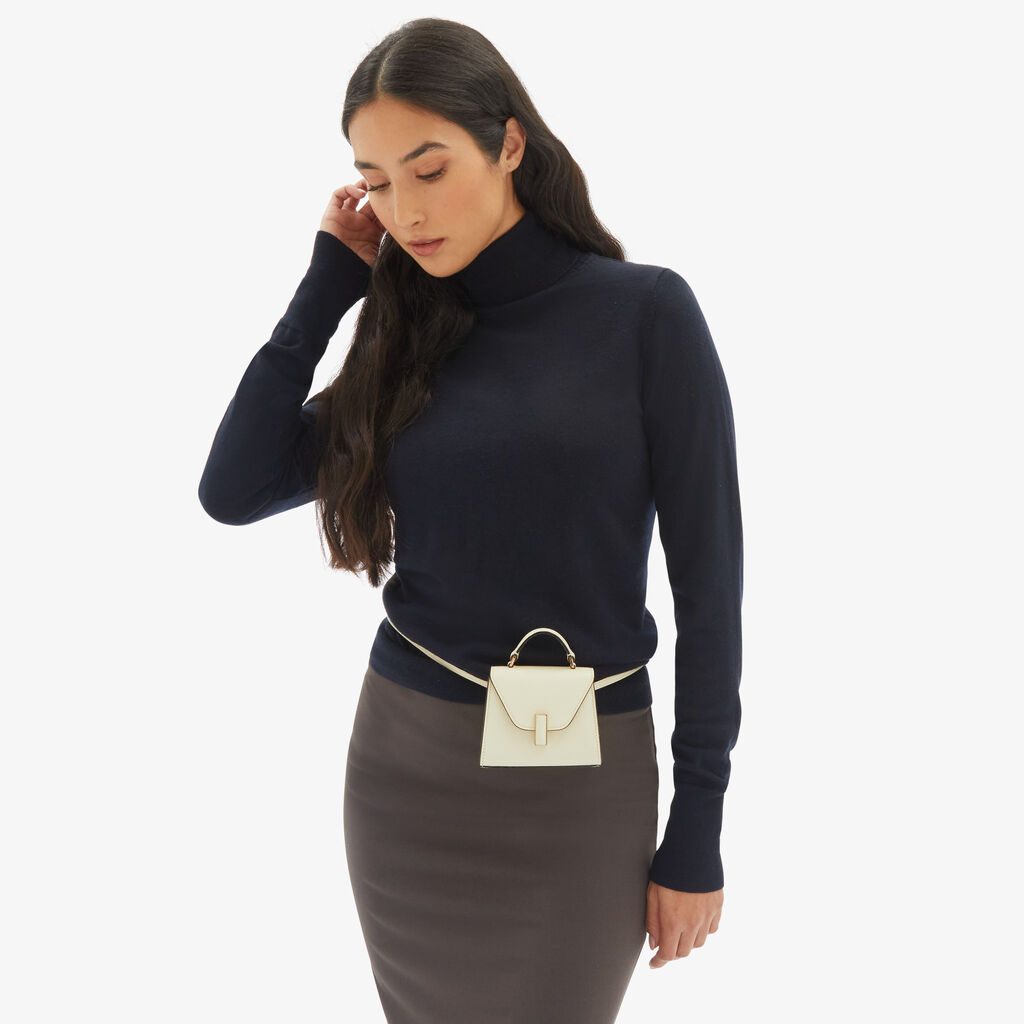 Valextra Borsa da cintura in pelle bianca con tracolla | Valextra Iside Vendita Calda