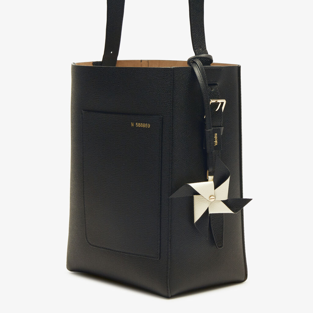 Valextra Charm Girandola | Pelle di vitello Millepunte | Nero/Bianco Pergamena | Valextra Nuovo