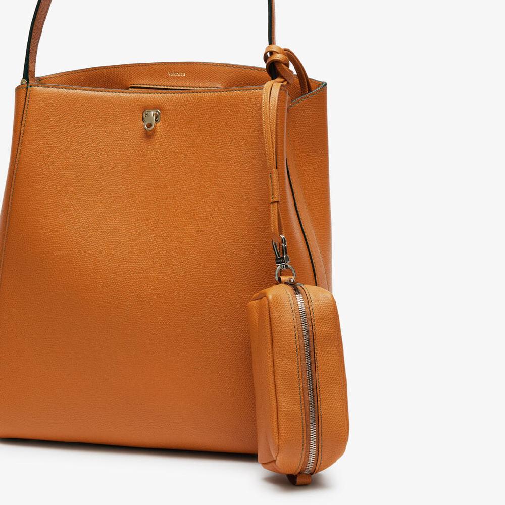 Valextra Trousse da Donna in Pelle Marrone con tracolla | Valextra Consegna Veloce