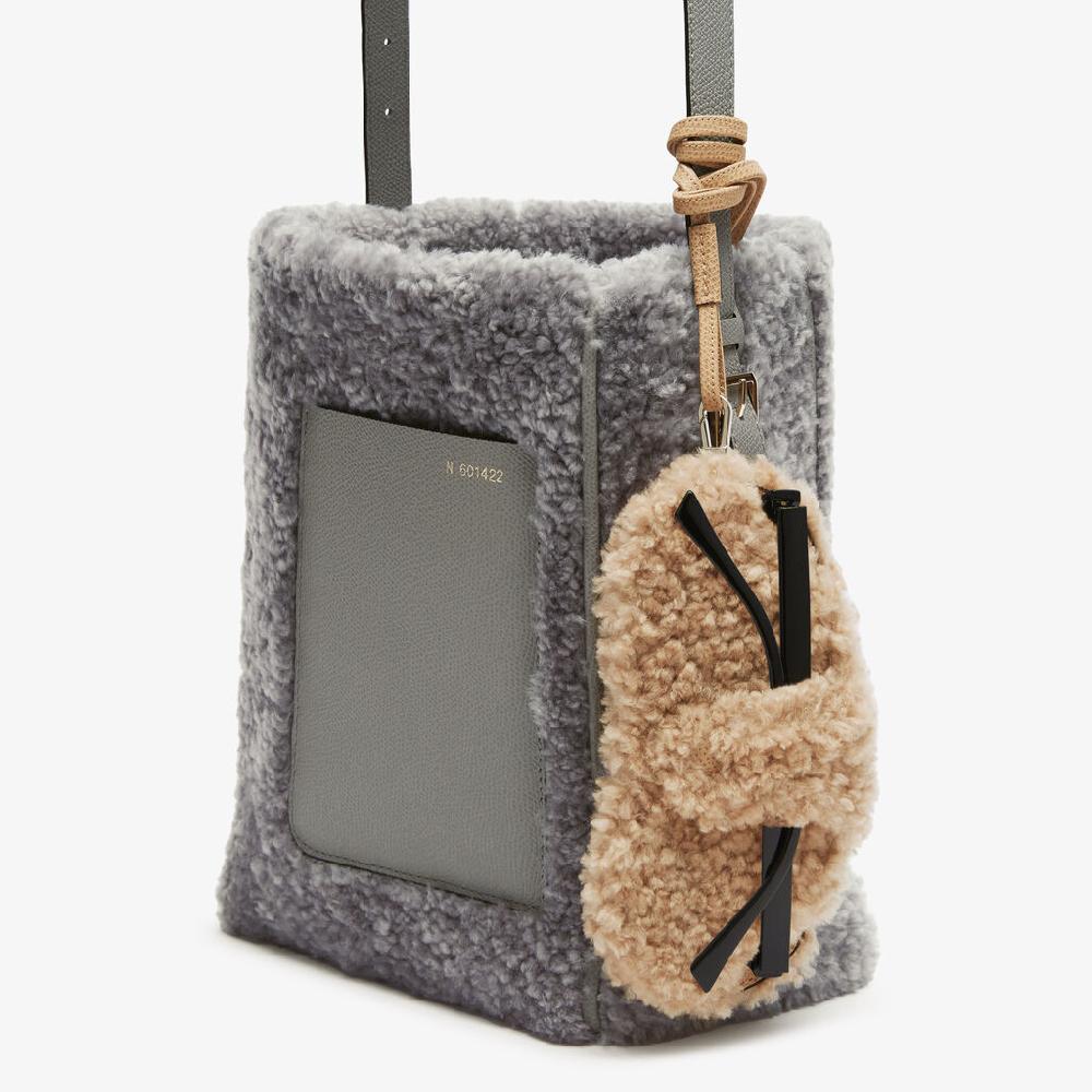 Valextra Custodia porta occhiali di Lusso in Shearling Beige Consegna Veloce