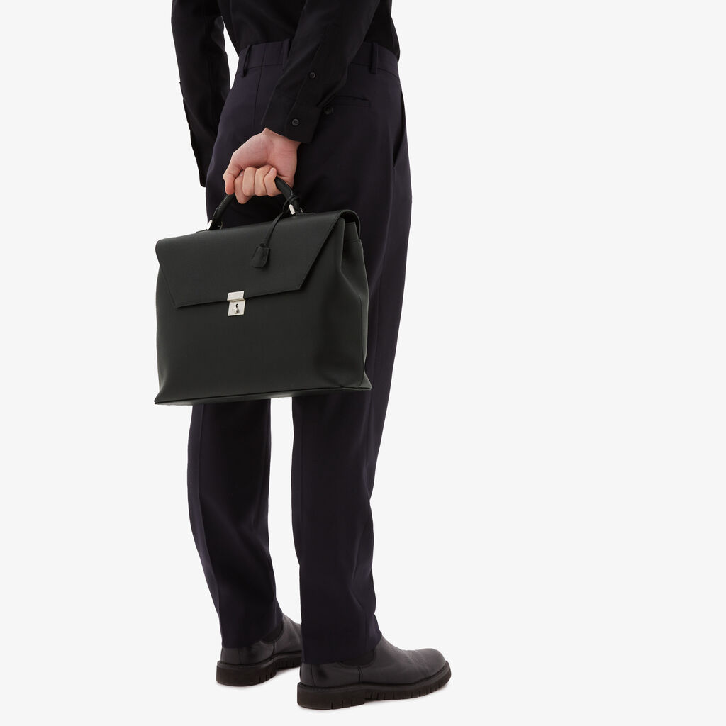 Valextra Valextra Avietta: Borsa business Media in Pelle Nera Black Friday