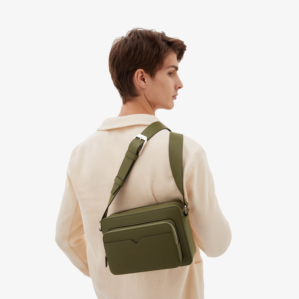 Valextra Borsa a tracolla da Uomo Verde Militare | Valextra V-Line Saldi Di Fabbrica