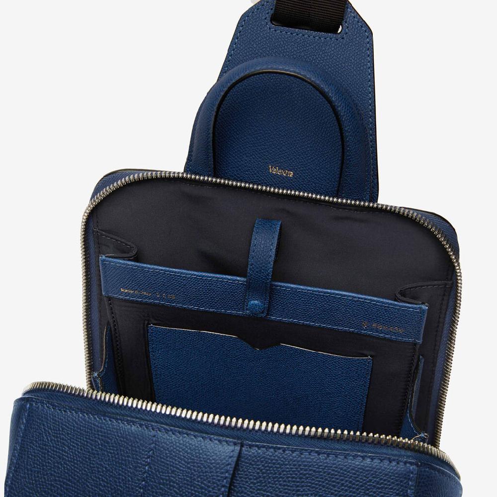 Valextra Zaino monospalla Uomo di Lusso in Pelle Blu | Valextra V-Line I Più Venduti
