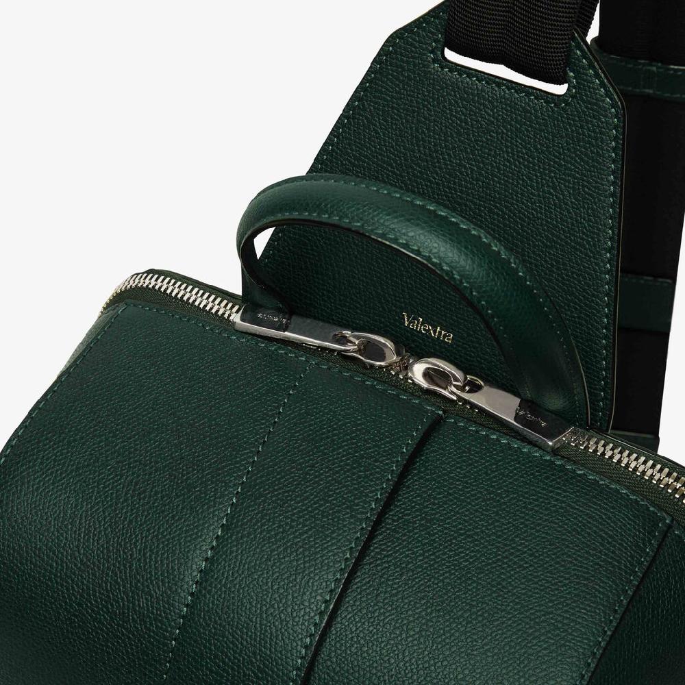 Valextra Zaino monospalla da Uomo in Pelle Verde | Valextra V-Line In Saldo