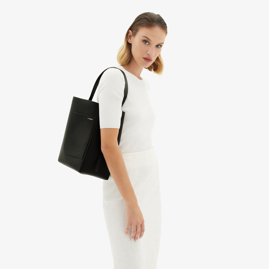 Valextra Borsa a secchiello da Donna in Media Pelle Nera | Valextra Soft 2025