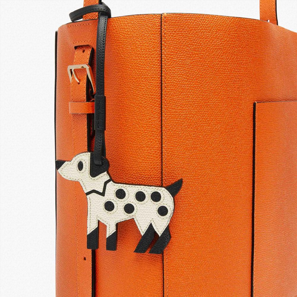 Valextra Charm cagnolino di Lusso in Pelle Bianca e Nera | Valextra Presa