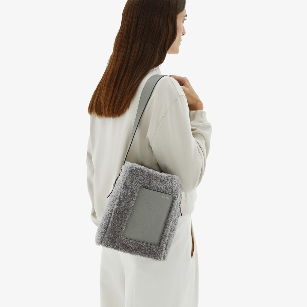 Valextra Borsa a secchiello da Donna Mini Shearling Grigia | Valextra Soft I Più Venduti