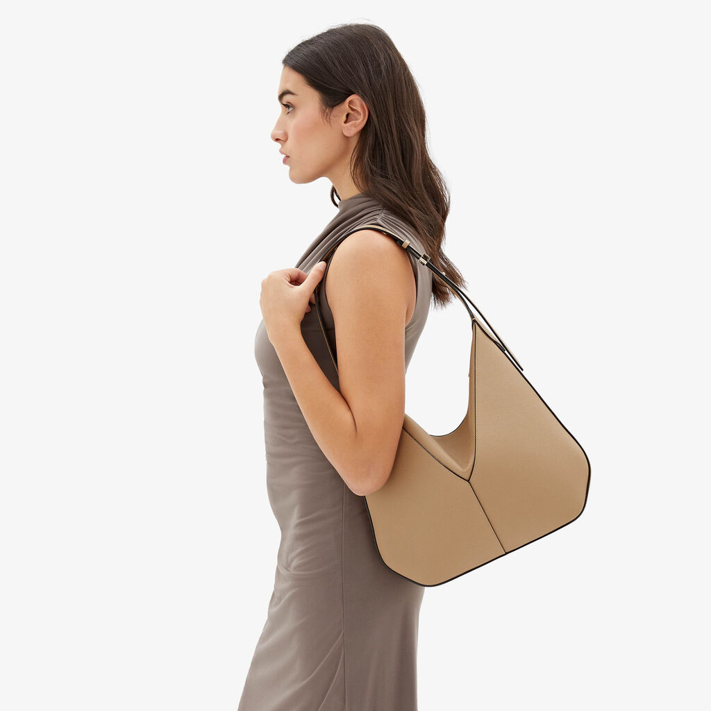 Valextra Borsa hobo da Donna di Lusso in Pelle rigida Beige | Valextra Vivi Super sconto