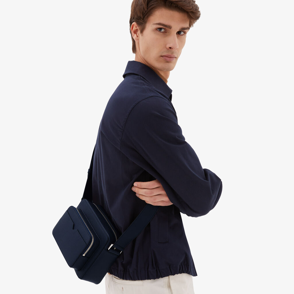 Valextra Borsetta Reporter in Pelle Blu con zip | Valextra V-Line Duty-free