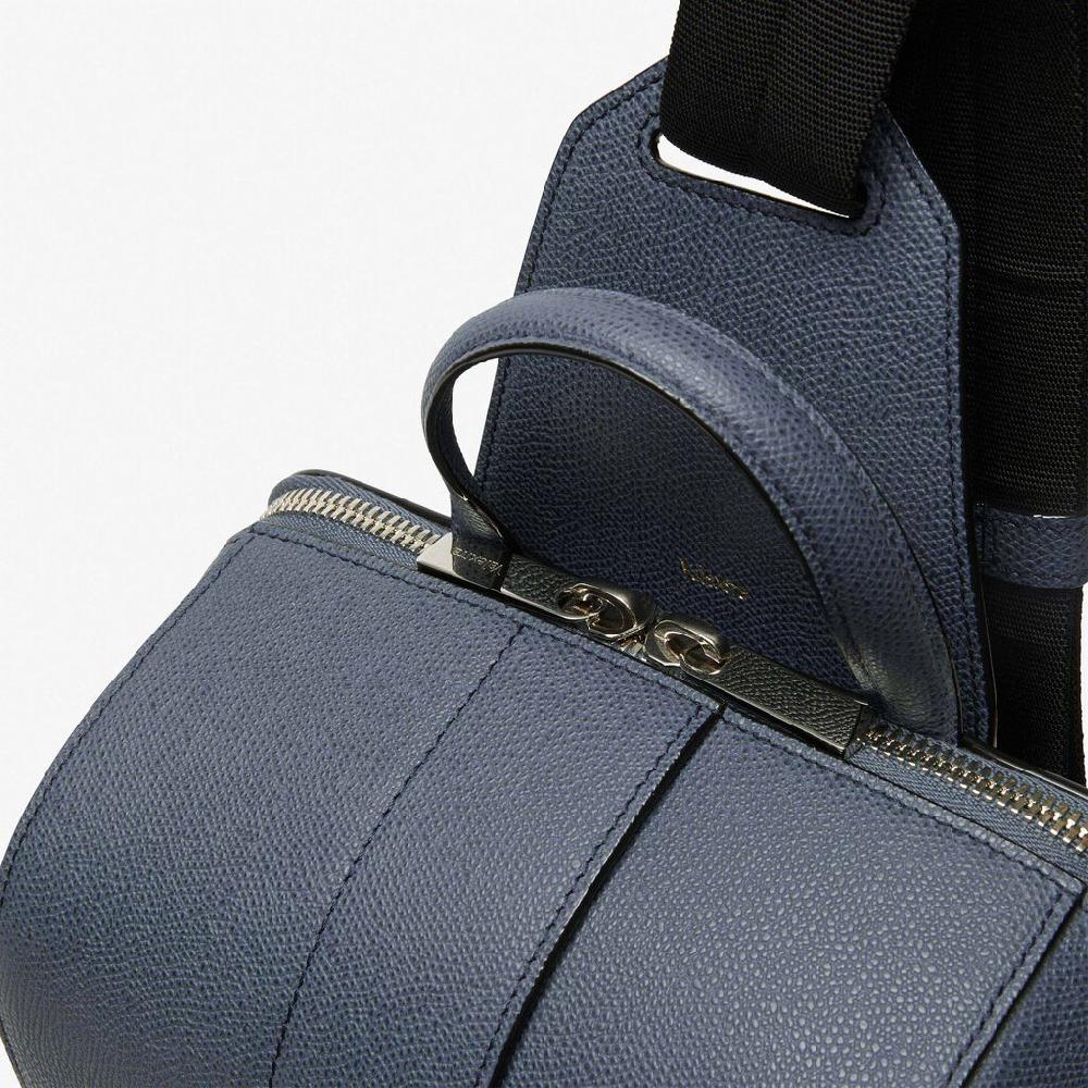 Valextra Zaino monospalla comodo in Pelle Grigia | Valextra V-Line Offerte stagionali