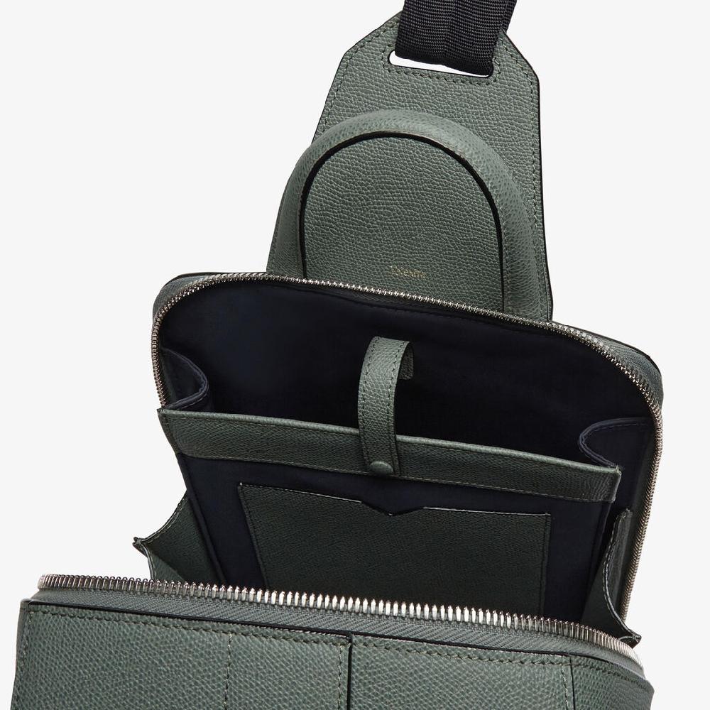 Valextra Zaino da Uomo in Pelle Verde di Lusso | Valextra V-Line Liquidazione