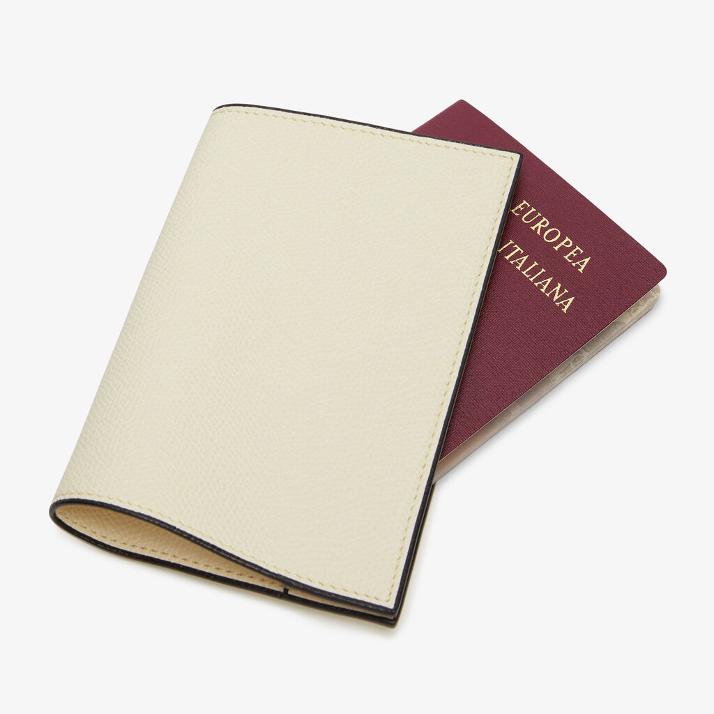 Valextra Porta passaporto da Donna in Pelle Bianca di Lusso | Valextra Qualità Garantita