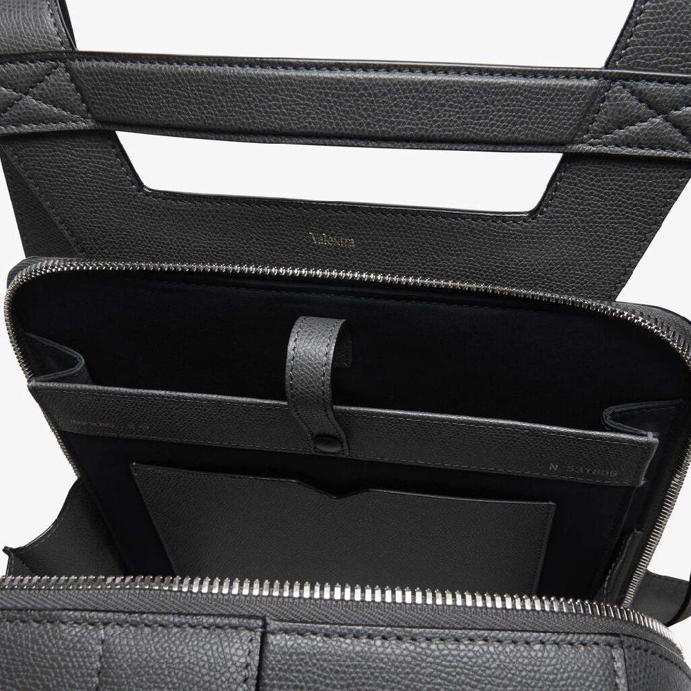 Valextra Valextra V-Line: Zaino da viaggio porta PC in Pelle Grigia Comprane uno, ottenene uno gratis