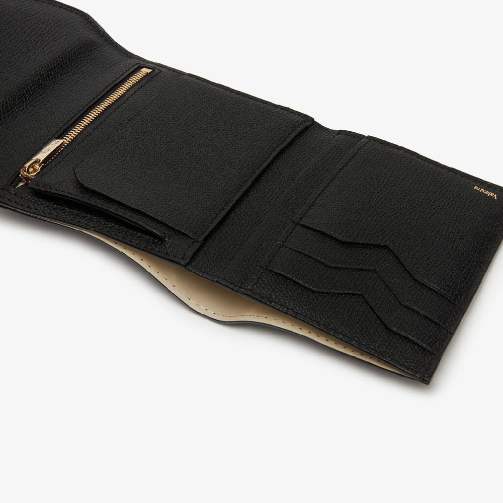 Valextra Portafoglio piccolo trifold in Pelle Nera | Valextra Iside Convenienza