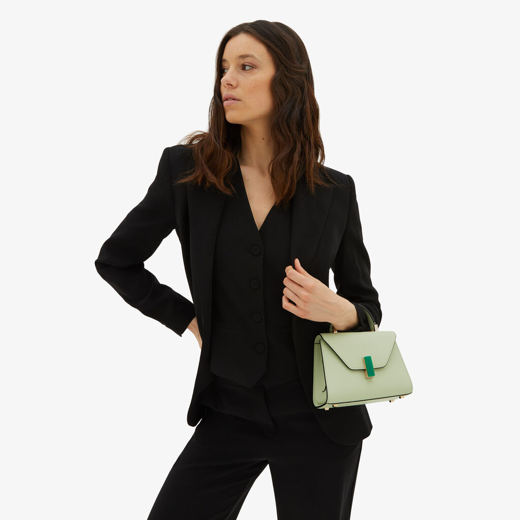 Valextra Borsetta da Donna in Pelle Verde chiara | Valextra Iside Discount Store per i nuovi prodotti