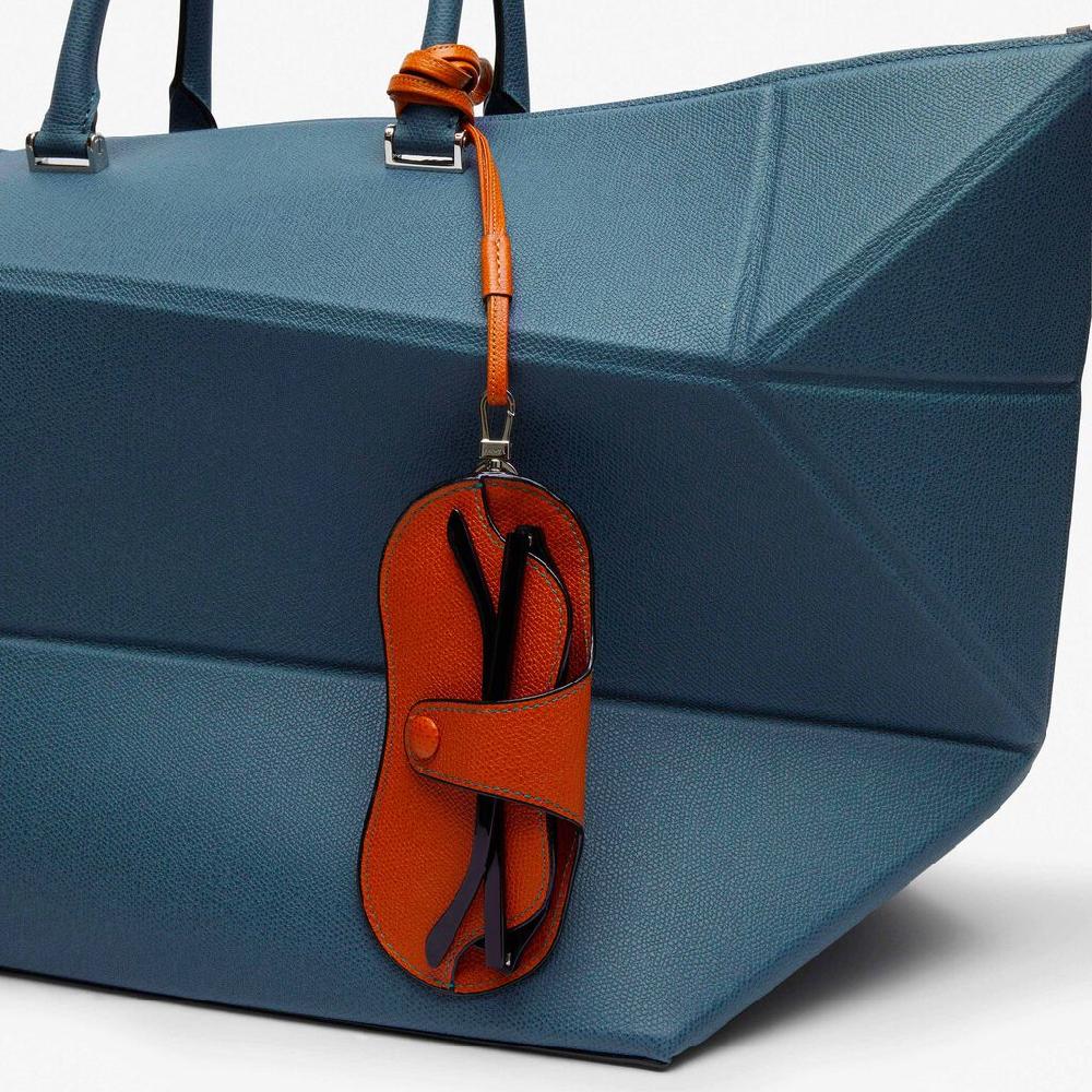 Valextra Porta occhiali con tracolla in Pelle Marrone | Valextra Negozio online di fabbrica