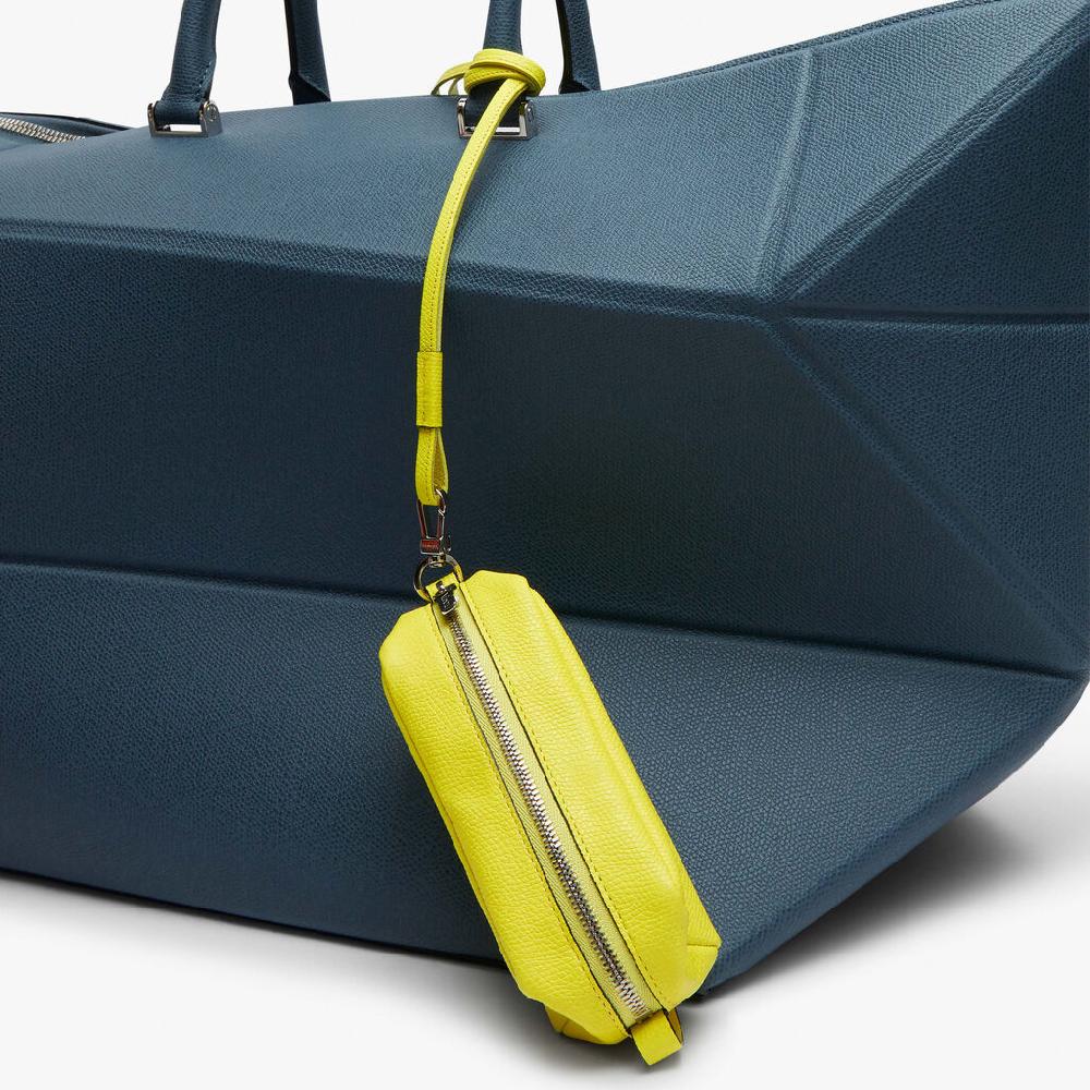 Valextra Micro beauty-case/Micro bag in Pelle Gialla Lime | Valextra Negozio online di fabbrica