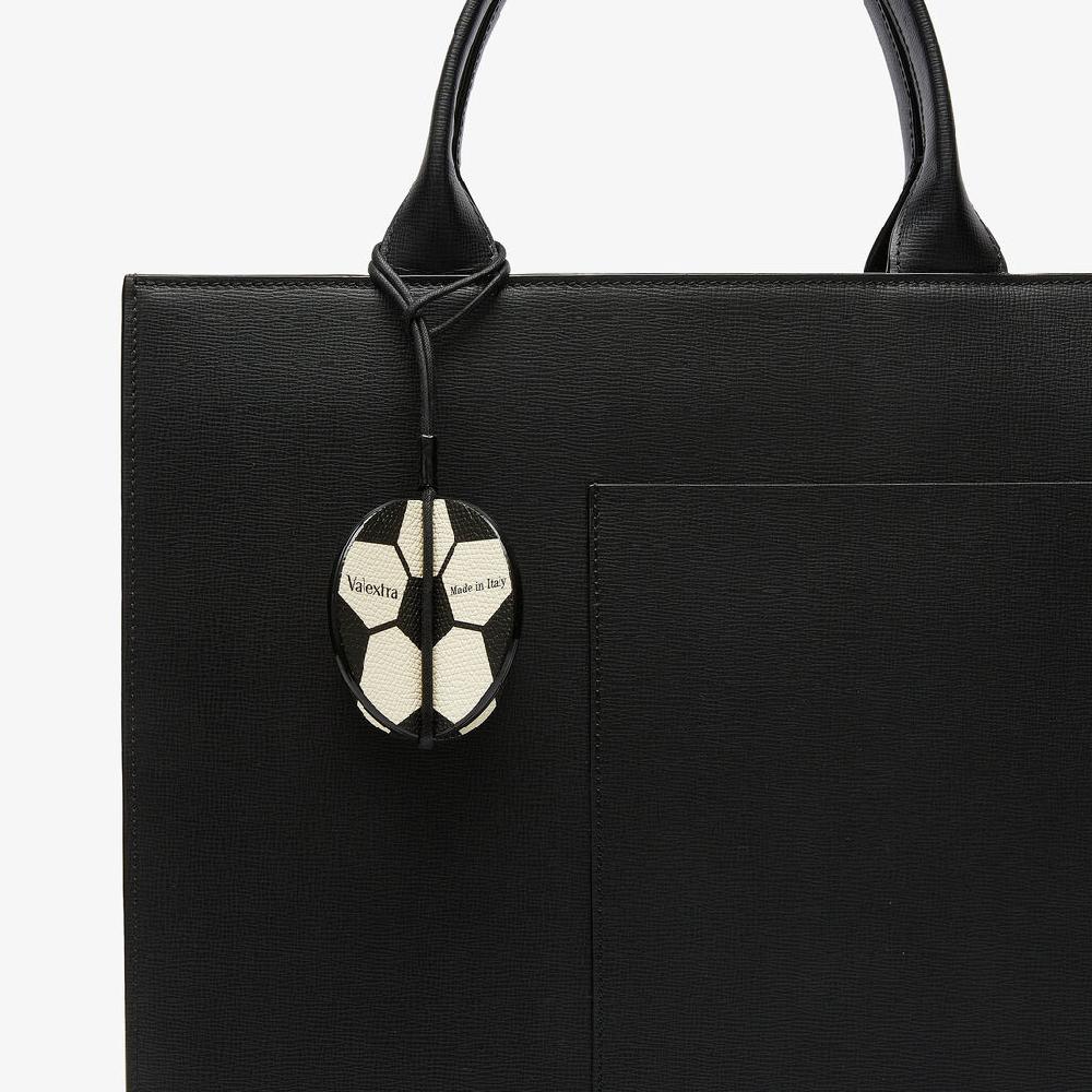 Valextra Charm palla da calcio da Donna in Pelle Bianca e Nera | Valextra Vendita calda