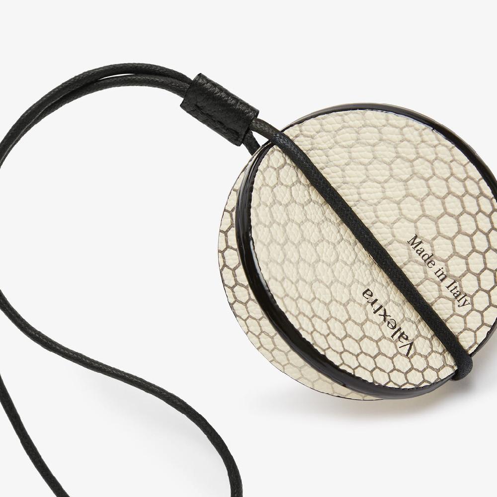 Valextra Charm palla da golf di Lusso in Pelle Bianca e Nera | Valextra Latest fashion