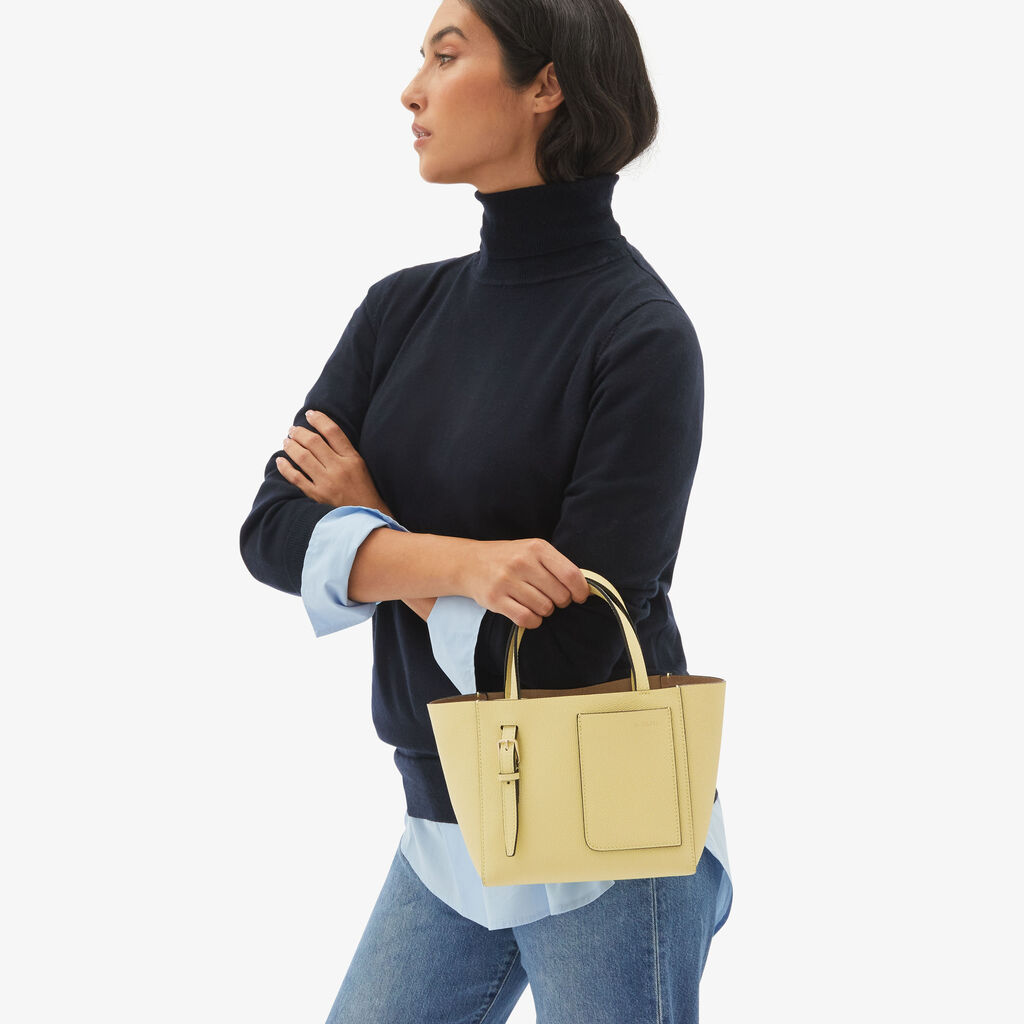 Valextra Borsa a secchiello Donna di Lusso in Pelle Gialla | Valextra Soft Ultimi due giorni