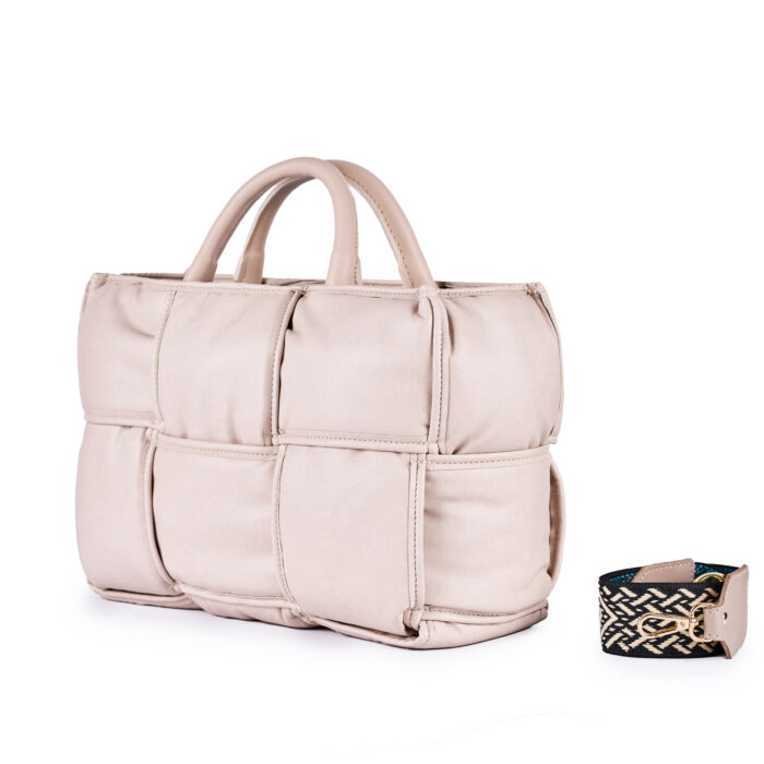 ViaMailBag Scarlet Tape (W01) 2025