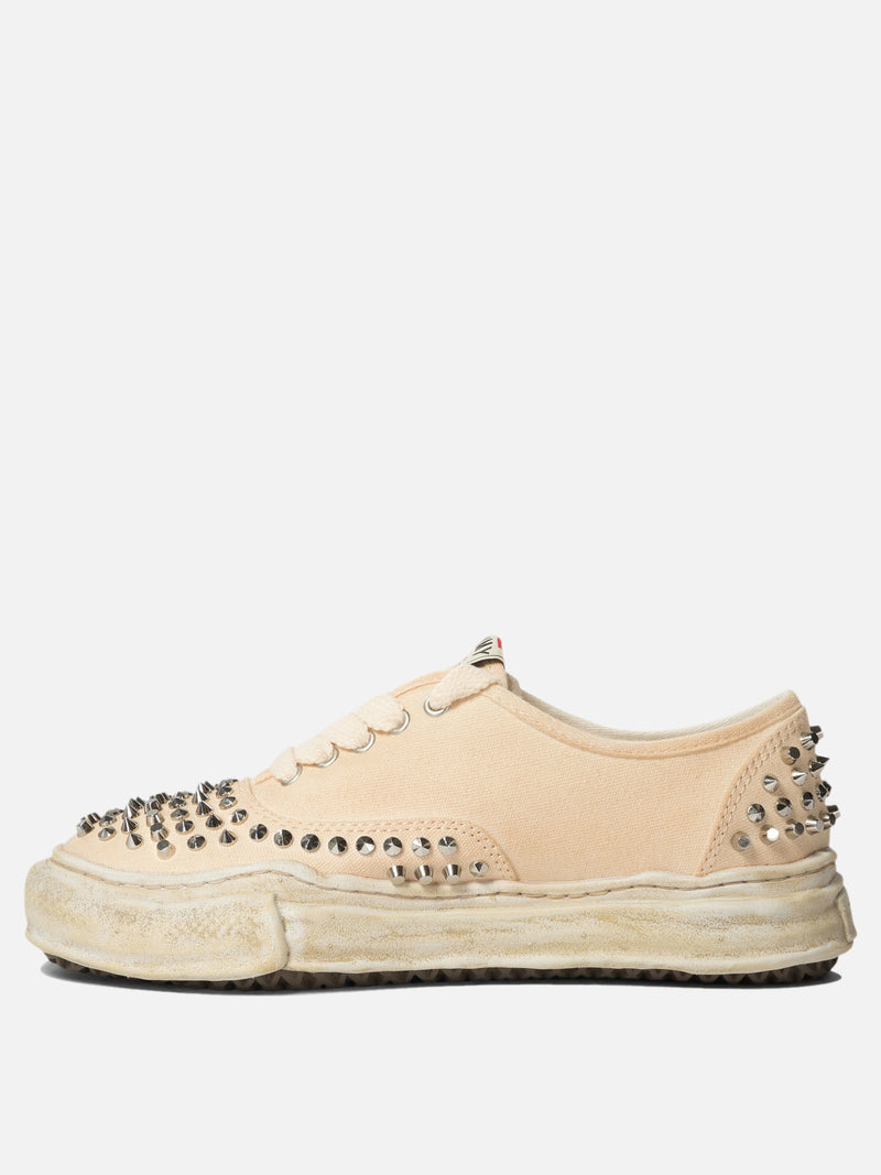 Vietti Maison Mihara Yasuhiro Sneaker con borchie "Baker" Convenienza