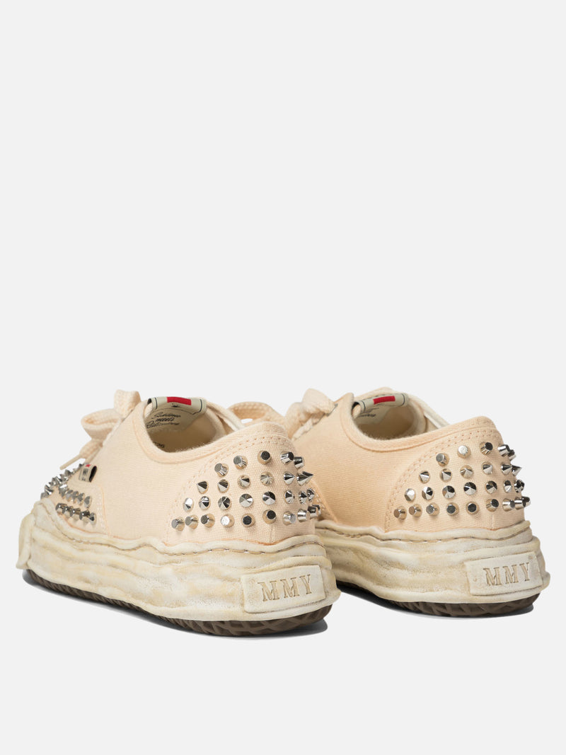 Vietti Maison Mihara Yasuhiro Sneaker con borchie "Baker" Convenienza