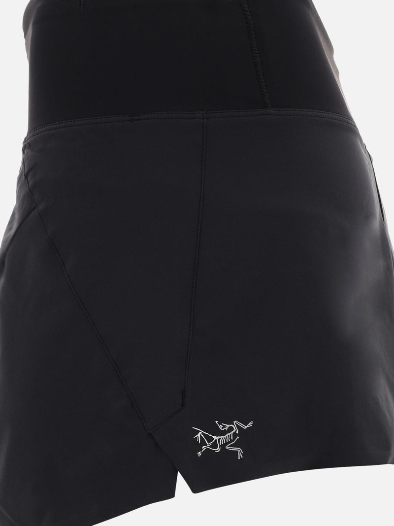 Vietti Arc'teryx Short "Essent Run 3.5"" Economico