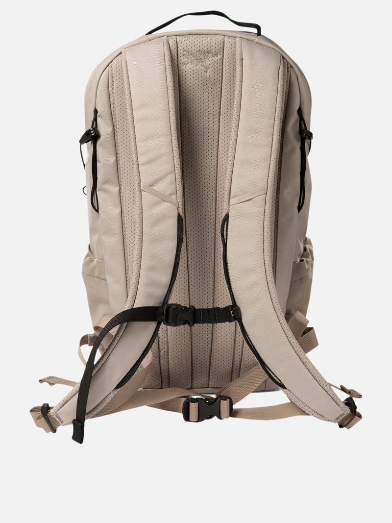 Vietti Arc'teryx Zaino "Mantis 16" Ultimi due giorni
