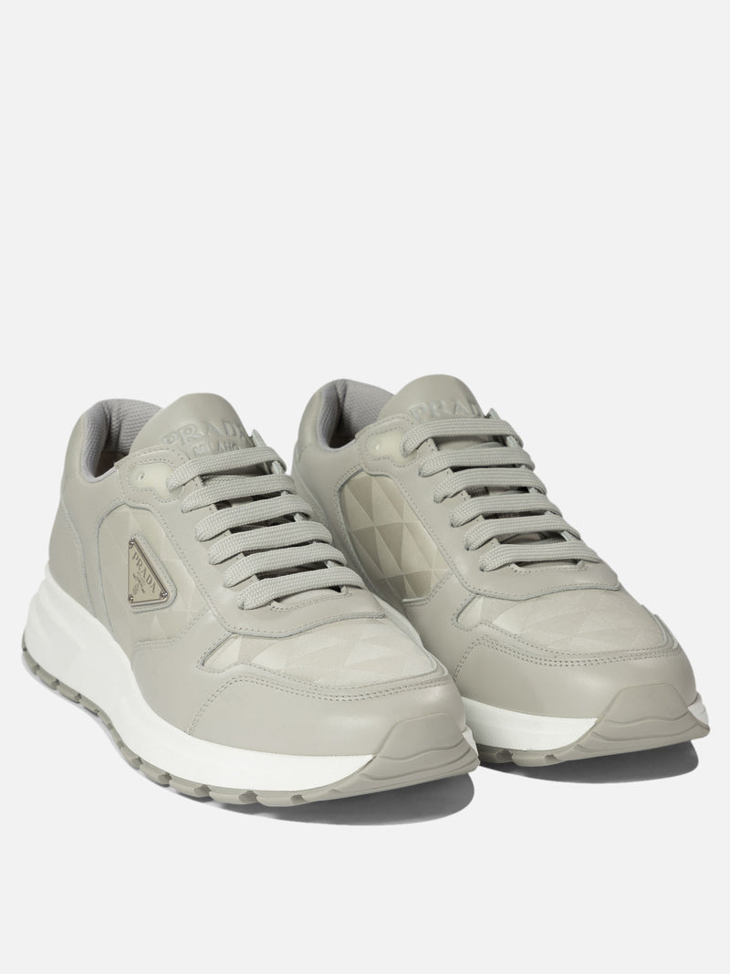 Vietti Prada Sneakers in pelle e Re-Nylon "Prax 01" Vendite Flash