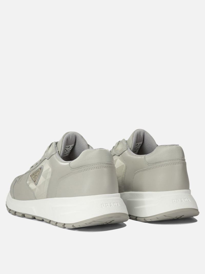 Vietti Prada Sneakers in pelle e Re-Nylon "Prax 01" Vendite Flash